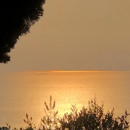 Kakovatos - Luxury Sea “roberta” 66m2